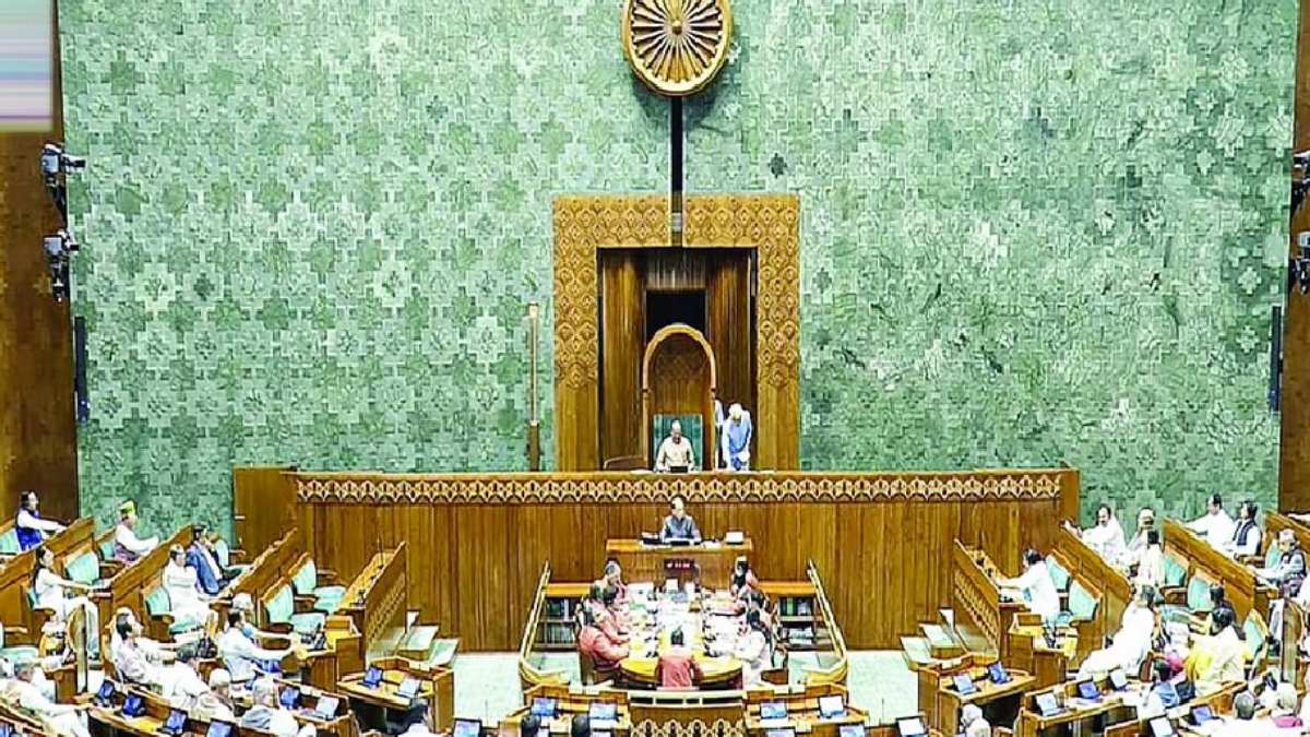 ಮಹಿಳಾ ಮೀಸಲಾತಿ ಮಸೂದೆಗೆ ಮತ್ತೆ ಚಾಲನೆ, ಈ ತಿಂಗಳೇ ವಿಶೇಷ ಸಂಸತ್ ಅಧಿವೇಶನ ಸಾಧ್ಯತೆ!!