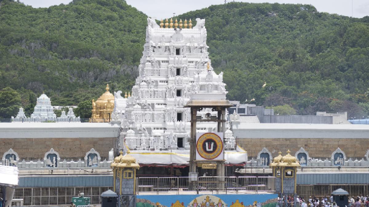 ತಿರುಪತಿ ಯಾತ್ರೆಗೆ ತೆರಳುವ ಕನ್ನಡಿಗರ ಗಮನಕ್ಕೆ -  ಕರ್ನಾಟಕ ಭವನದಲ್ಲಿ ವಸತಿ ನಿಯಮ ಬದಲು!!