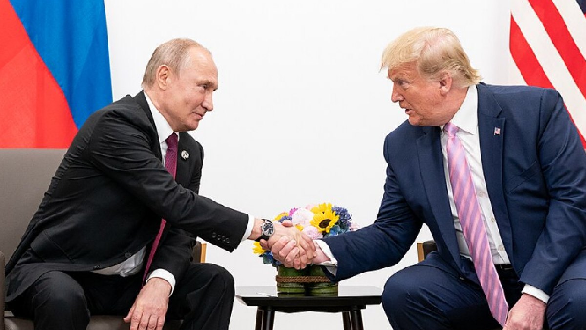 Trump Plans Putin Call After Suspected Plague Death At Siberian Laboratory