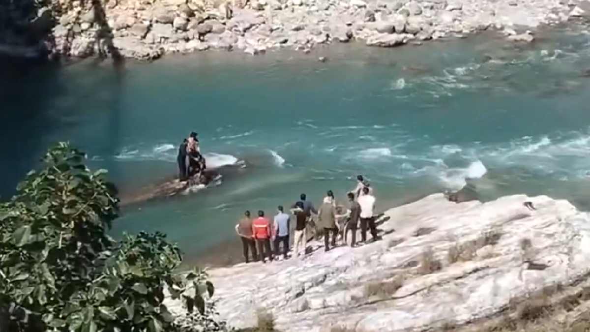 ಬಾಗೇಶ್ವರದ ಸರಯೂ ನದಿಯಲ್ಲಿ ಕೊಚ್ಚಿಹೋದ ಯುವಕ ಬದುಕಿದ್ದು ಹೇಗೆ? ಇಲ್ಲಿದೆ ರೋಮಾಂಚಕ ಕಥೆ!!