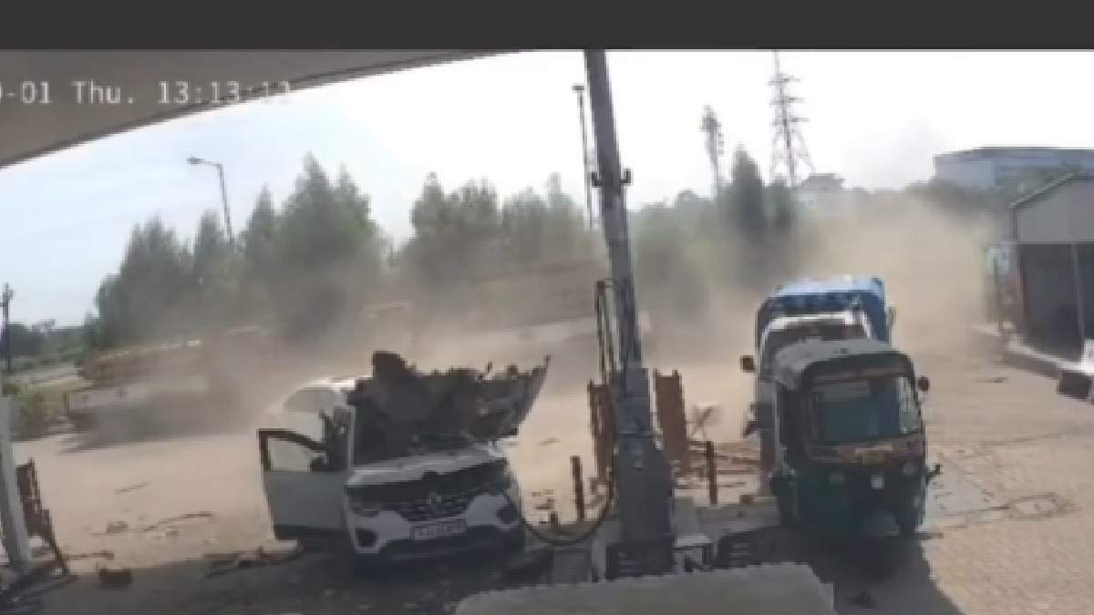 CNG car explodes while refuelling at petrol pump | Photo Credit: https://x.com/Rakeshkalotra9