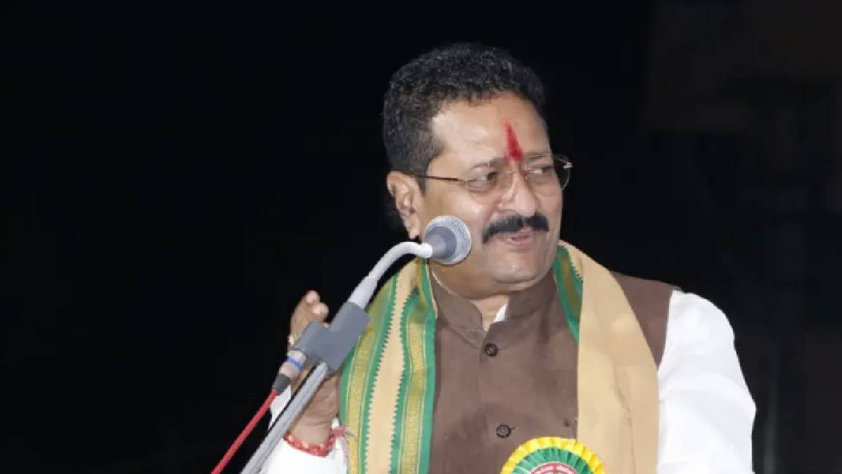 SIR ವಿವಾದಕ್ಕೆ ಬಿಗ್ ಟ್ವಿಸ್ಟ್ -  ಜೀವಂತ ಮತದಾರರ ಹೆಸರಿನ ಹಿಂದೆ ‘ಡೆತ್ ಸರ್ಟಿಫಿಕೇಟ್’, ಯತ್ನಾಳ್ ವಿರುದ್ಧ ಕೇಸ್!!