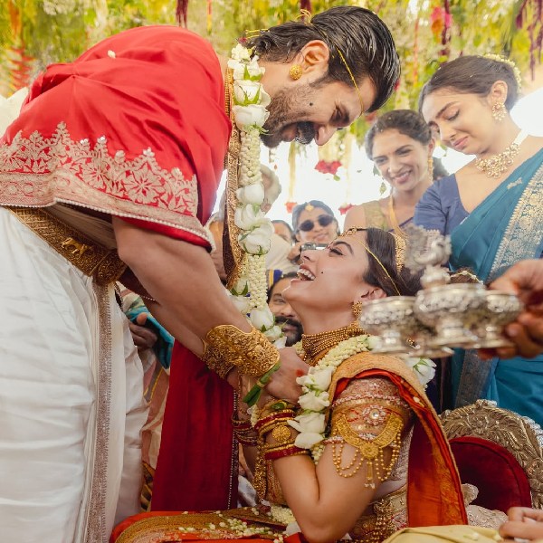 VIROSH is Official: Rashmika Mandanna and Vijay Deverakonda Share Breathless First Wedding Photos